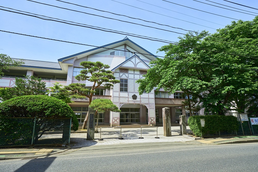 盛岡市立 城南小学校(正門)