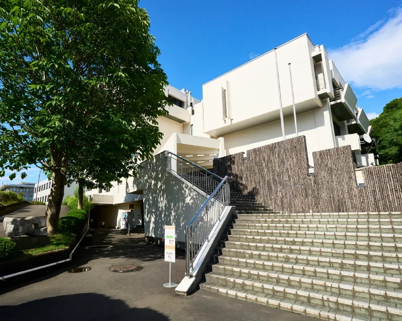 栃木県立図書館