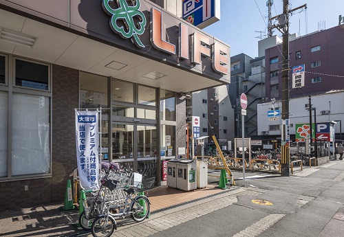 ライフ昭和町駅前店