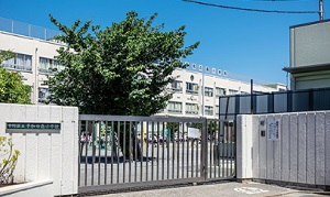 区立平和の森小学校(通学路)