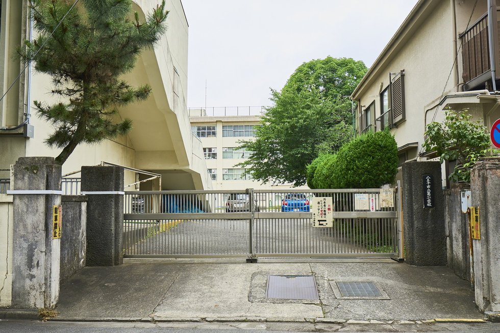 八王子市立第一小学校