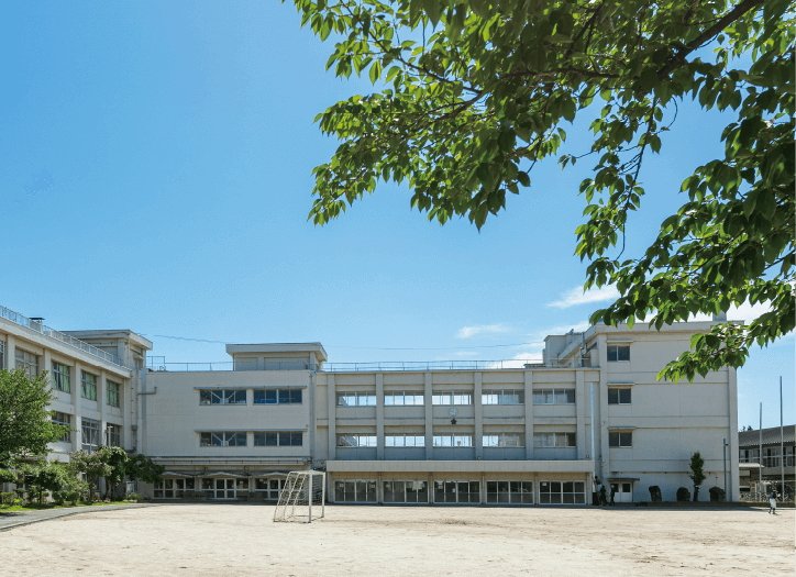 大東西小学校