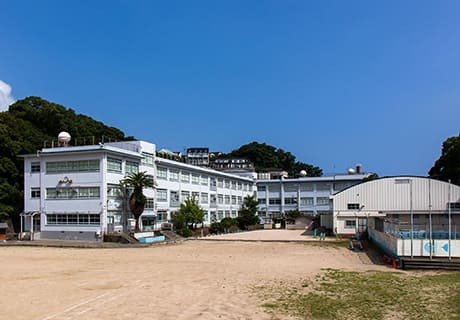 西北小学校