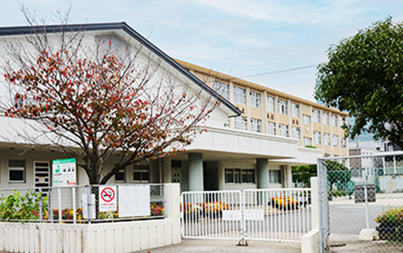 甲南中学校