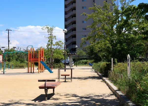 上坂部1丁目公園