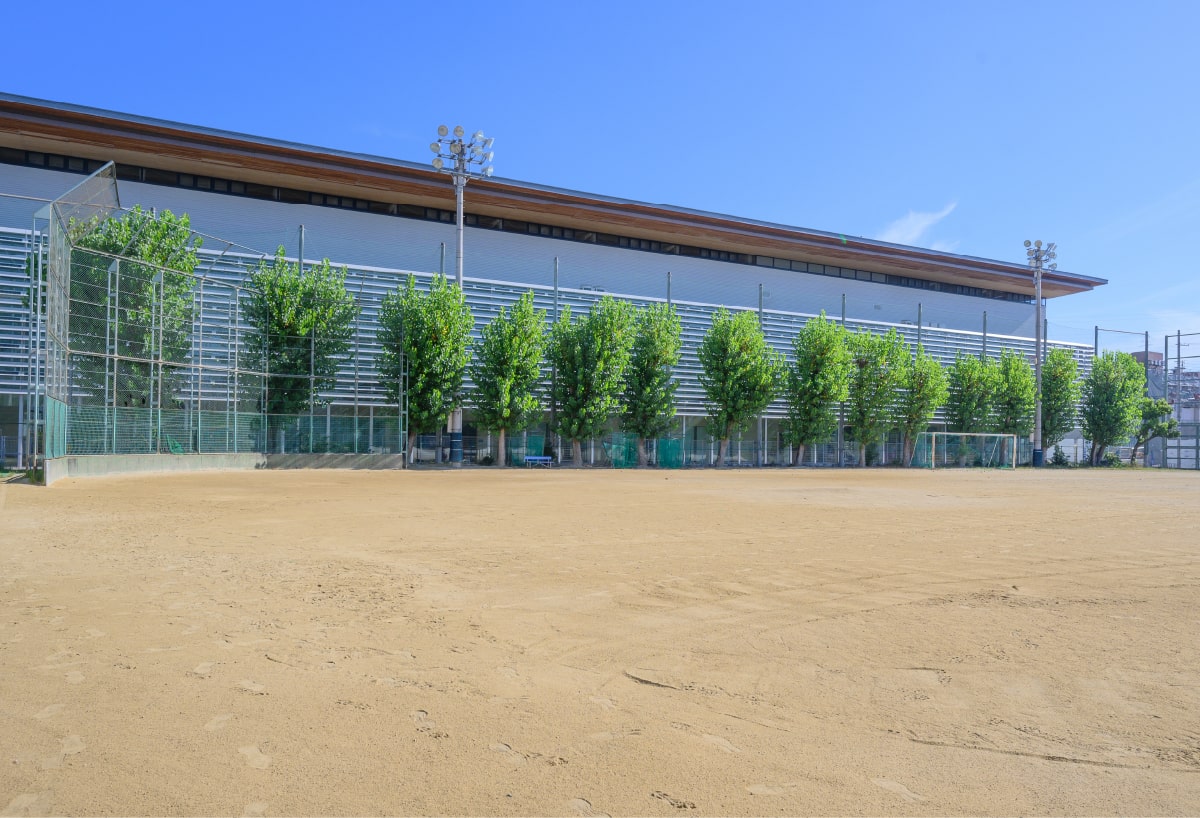 旧第六中学校運動広場