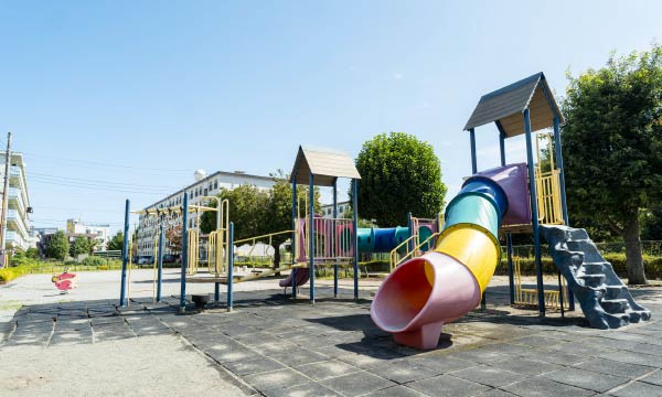 西橋本2丁目公園