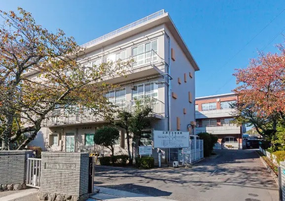 市立湯築小学校