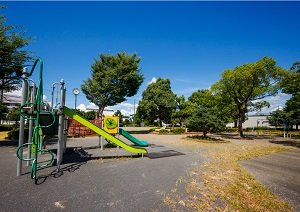 駅西公園