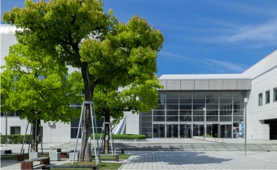 四日市市文化会館