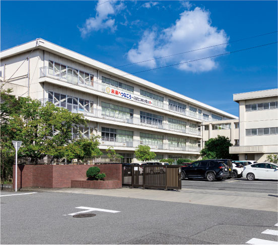 二本木小学校