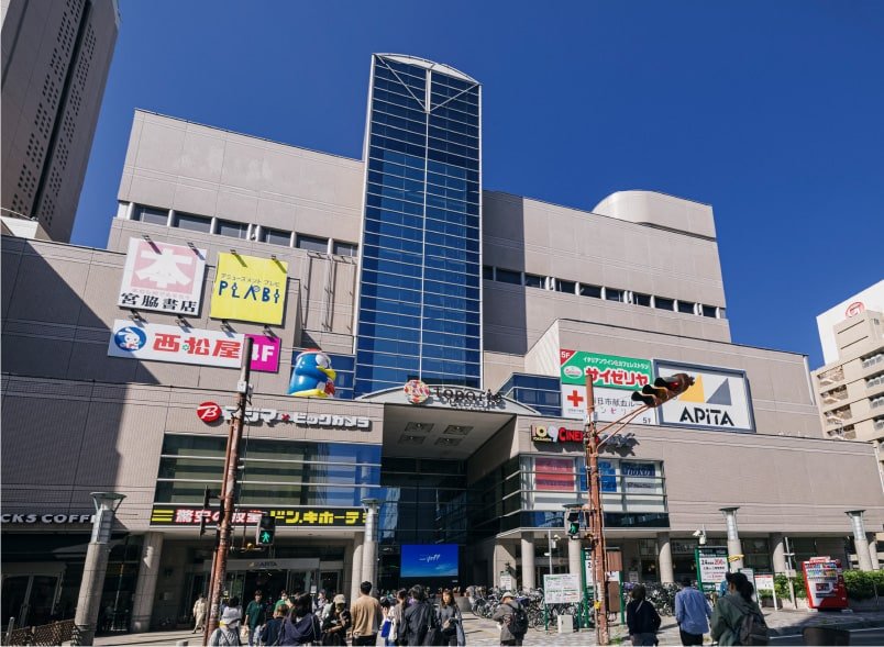 トナリエ四日市