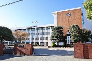 福岡県立春日高等学校
