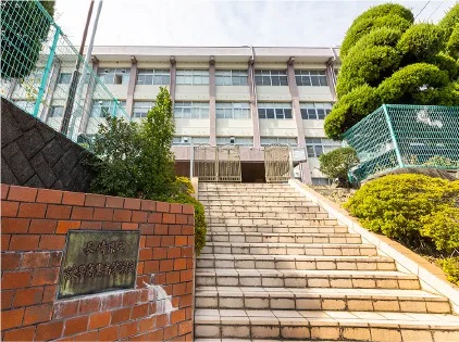 長崎県立諫早商業高等学校