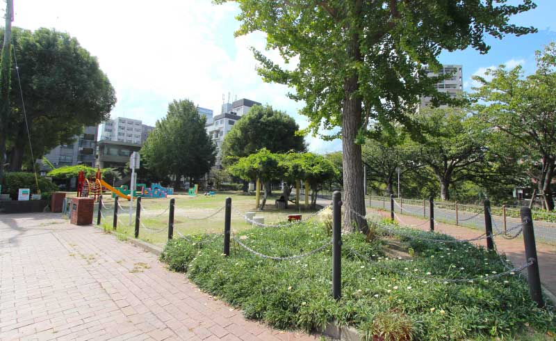 新鶴公園
