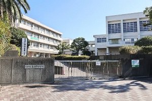 春日市立春日野中学校