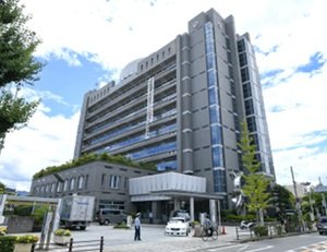 八尾市役所