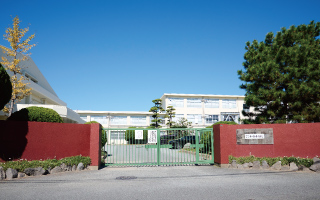 和白中学校