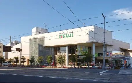 フジ道後店