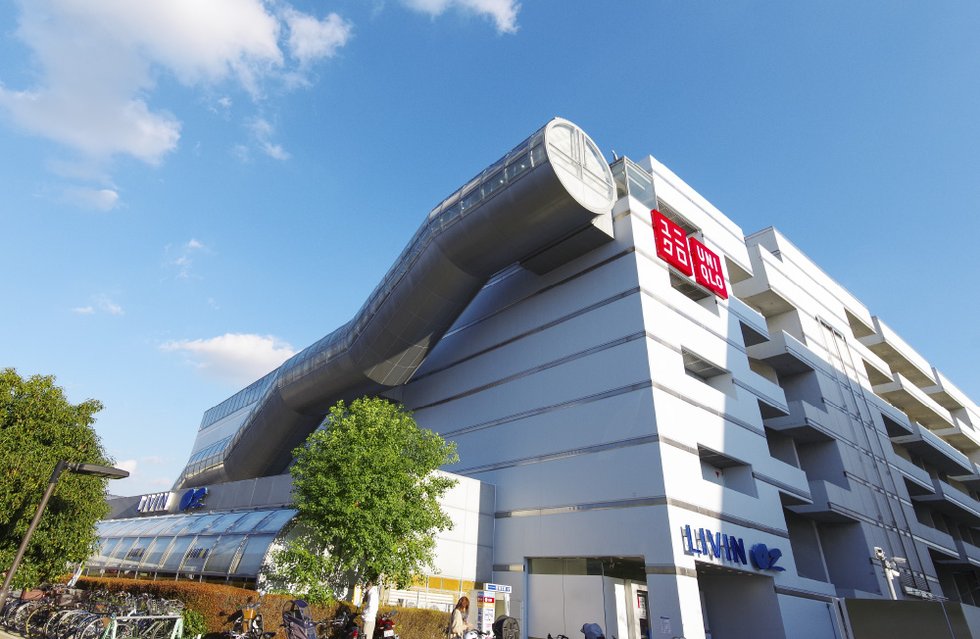 リヴィンオズ大泉店