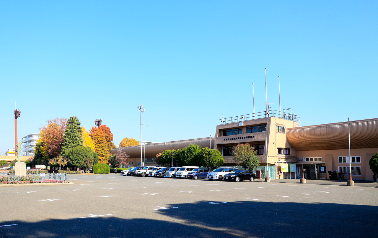 青木町公園総合運動場(青木町平和公園)