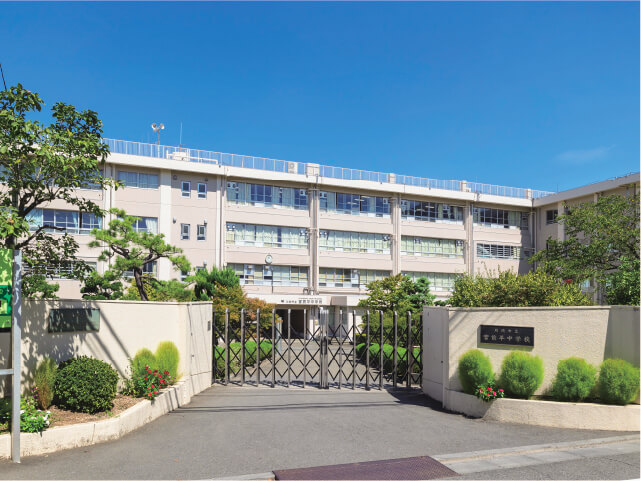 川崎市立宮前平中学校