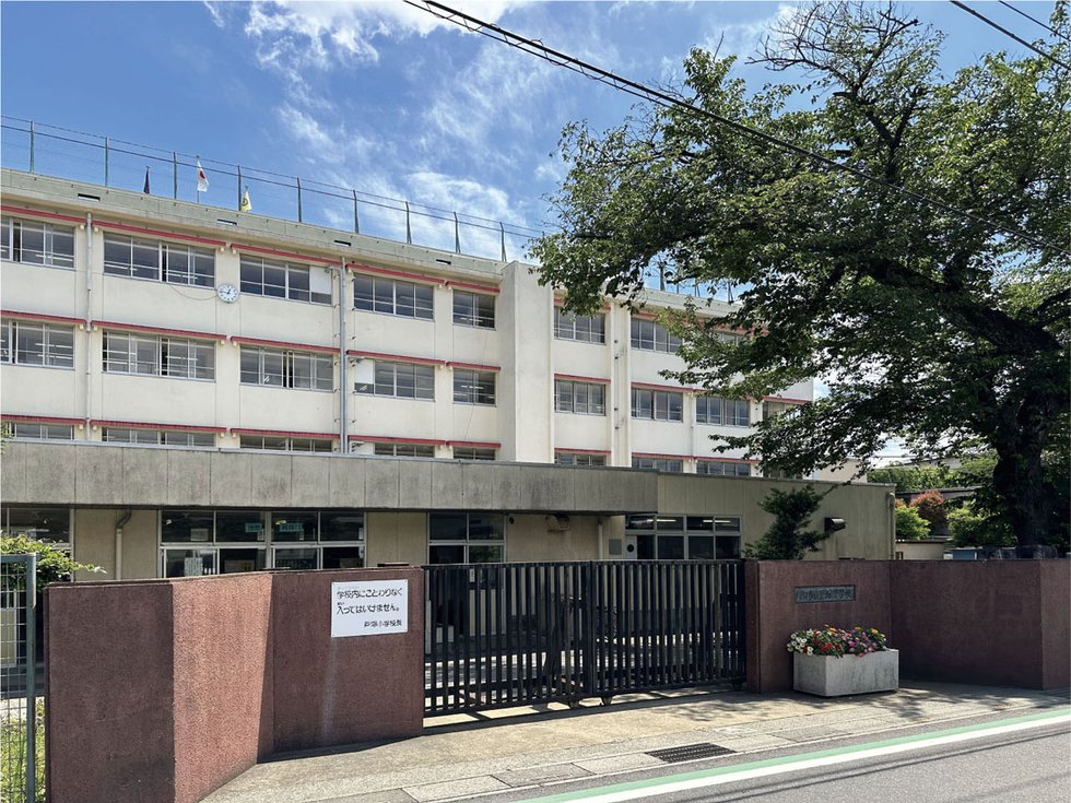 川口市立戸塚小学校