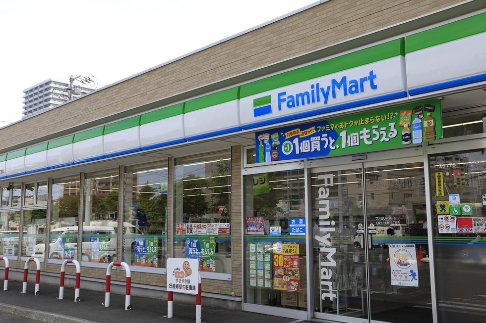 ファミリーマート 札幌北1条東11丁目店