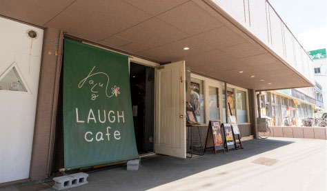 LAUGH cafe