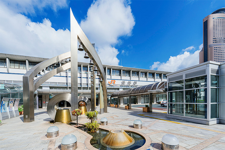 JR東海道本線・東海道新幹線「浜松」駅
※EKIMACHI EAST入口