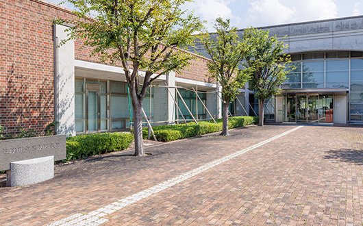 熊取図書館