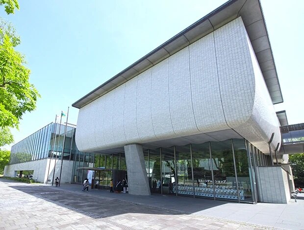 愛媛県立美術館