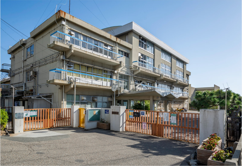 東舞子小学校