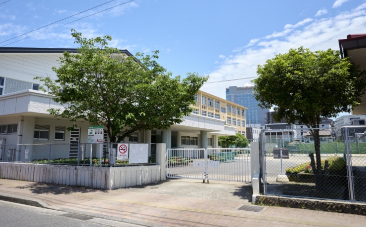 甲南中学校