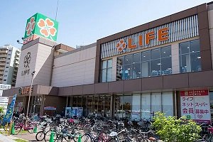 ライフ 堺駅前店