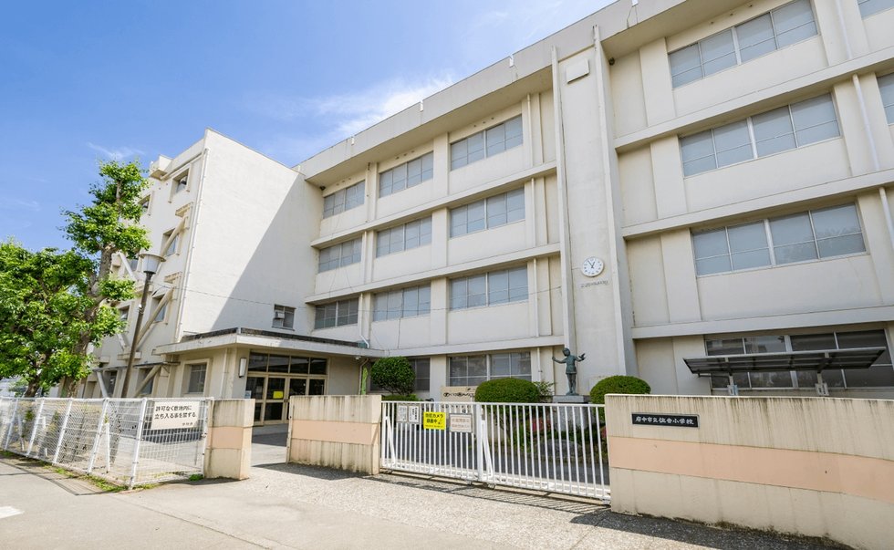 住吉小学校