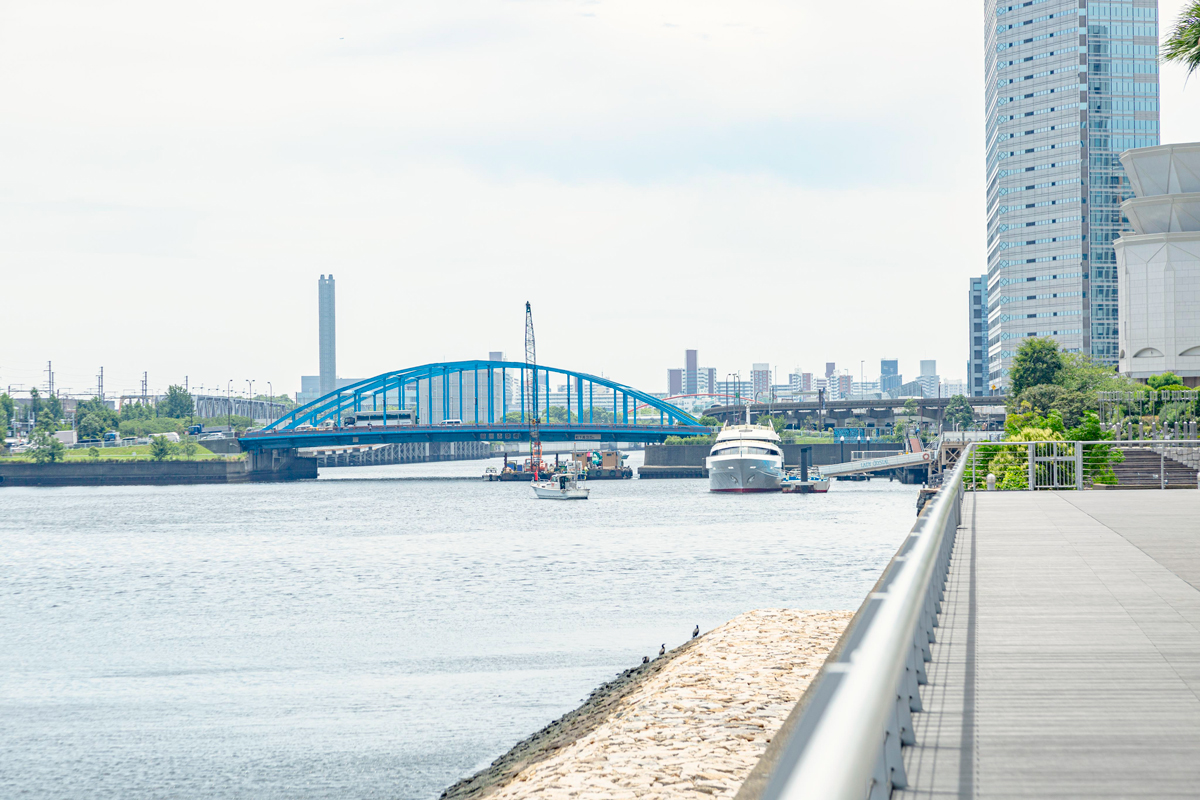 京浜運河沿緑地