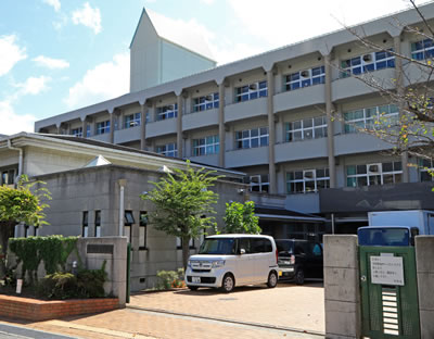 市立鷹匠中学校