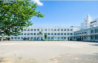 内山小学校※