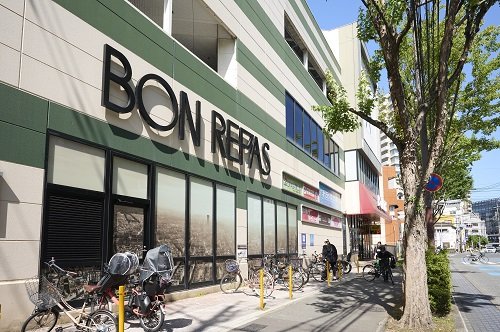 ボンラパス薬院六つ角店