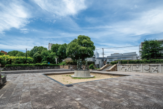 かぶと公園