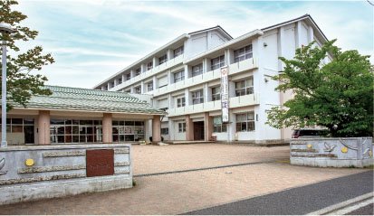 鳥取市立西中学校
