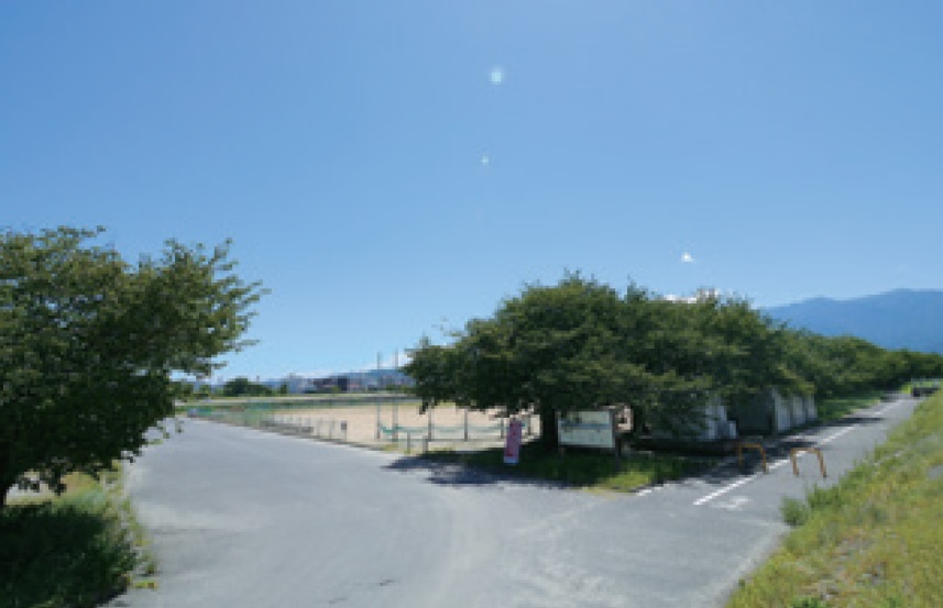 国領川緑地グラウンド