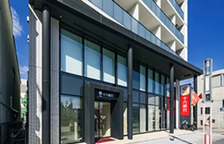 十六銀行 桜山支店