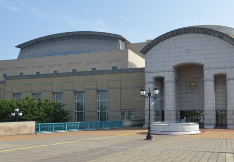 ふくやま芸術文化ホールリーデンローズ