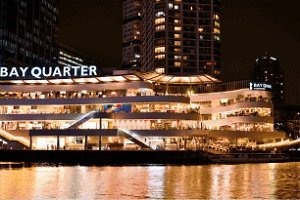 横浜ベイクォーター