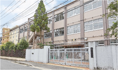 京都市立朱雀中学校