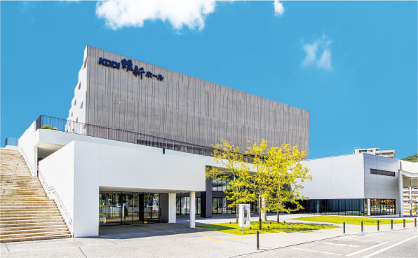 KDDI維新ホール