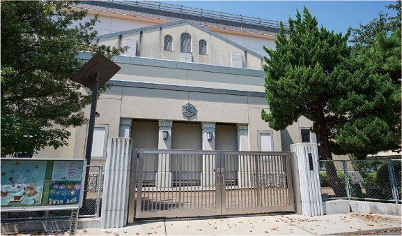 市立徳山小学校