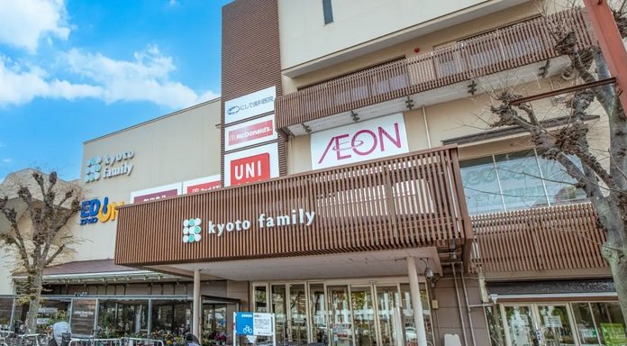 京都ファミリー
・イオン ・エディオン ・ユニクロ ・無印良品